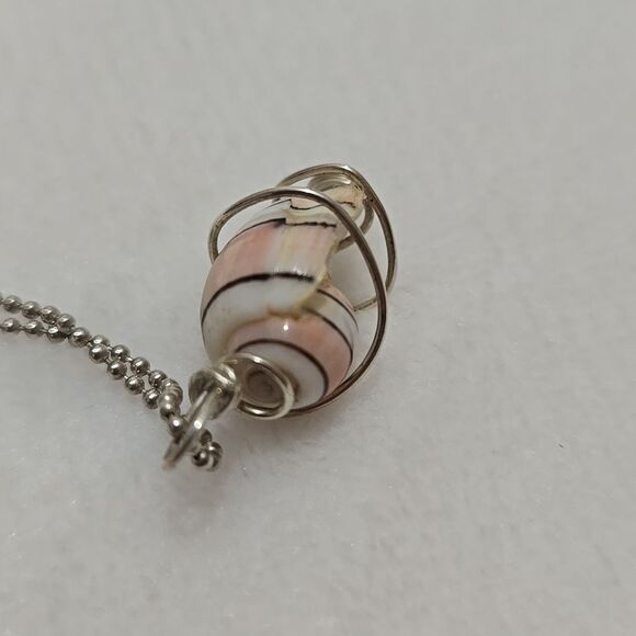 Pink Swollen Bubble Shell Necklace - Picture 7 of 8